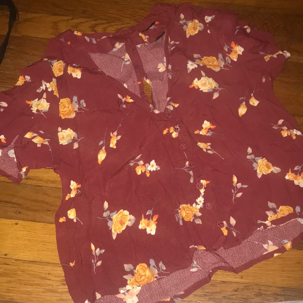 floral cropped top from forever 21 :)